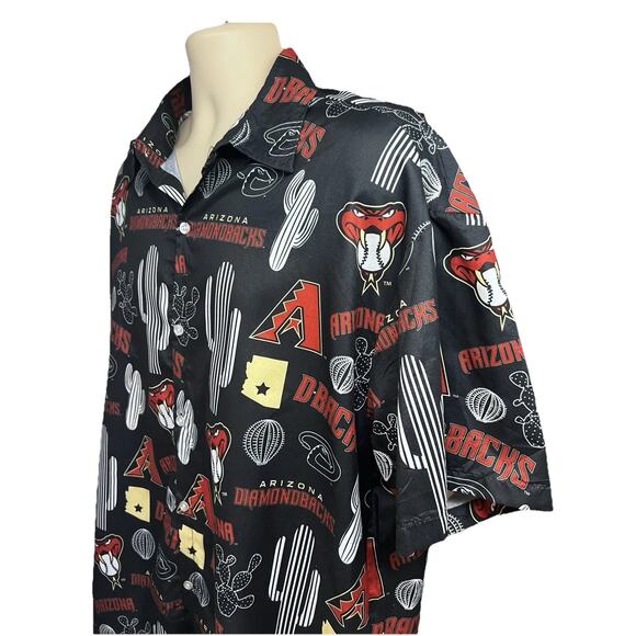 Arizona Diamondbacks MLB Baseball Mens Black Graphic Hawaiian Button Up Shirt XL - Picture 6 of 7